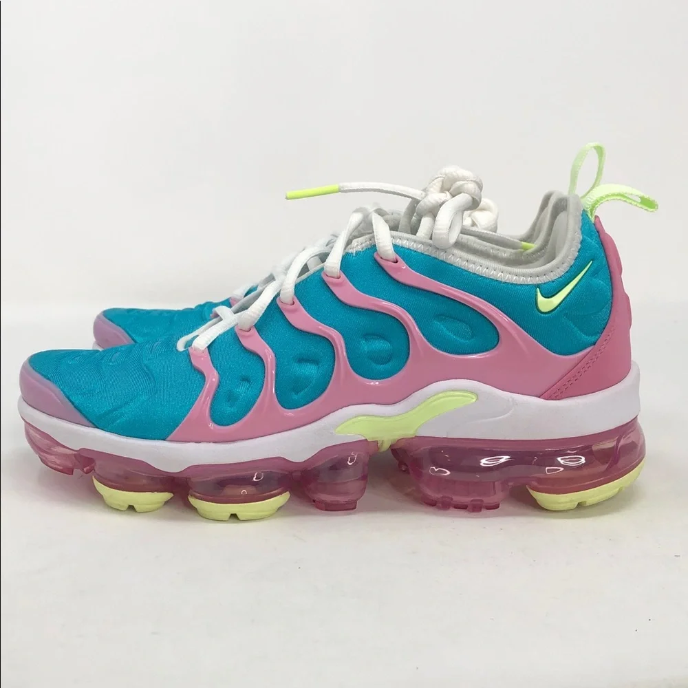 Nike Women’s Air Vapormax Plus CW7014-100 Easter Running Shoes - Size 6